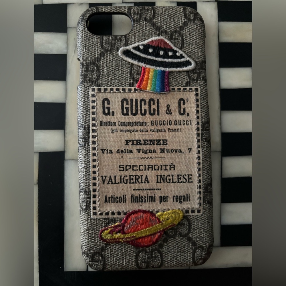 Gucci Supreme UFO Patch iPhone Case for SE 7/8 —Limited Edition